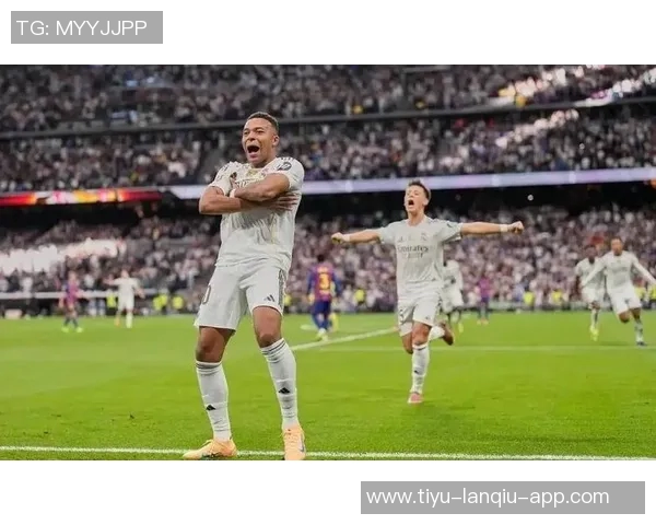 姆巴佩破门助皇马逆转巴萨终结对亚马尔六连败的尴尬纪录 姆巴佩破门助皇马逆转巴萨终结对亚马尔六连败的尴尬纪录